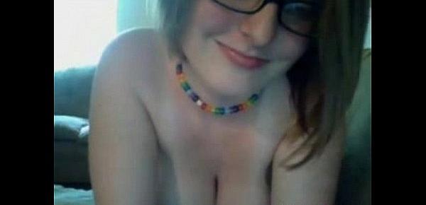 BBW teen shows her big tits on webcam